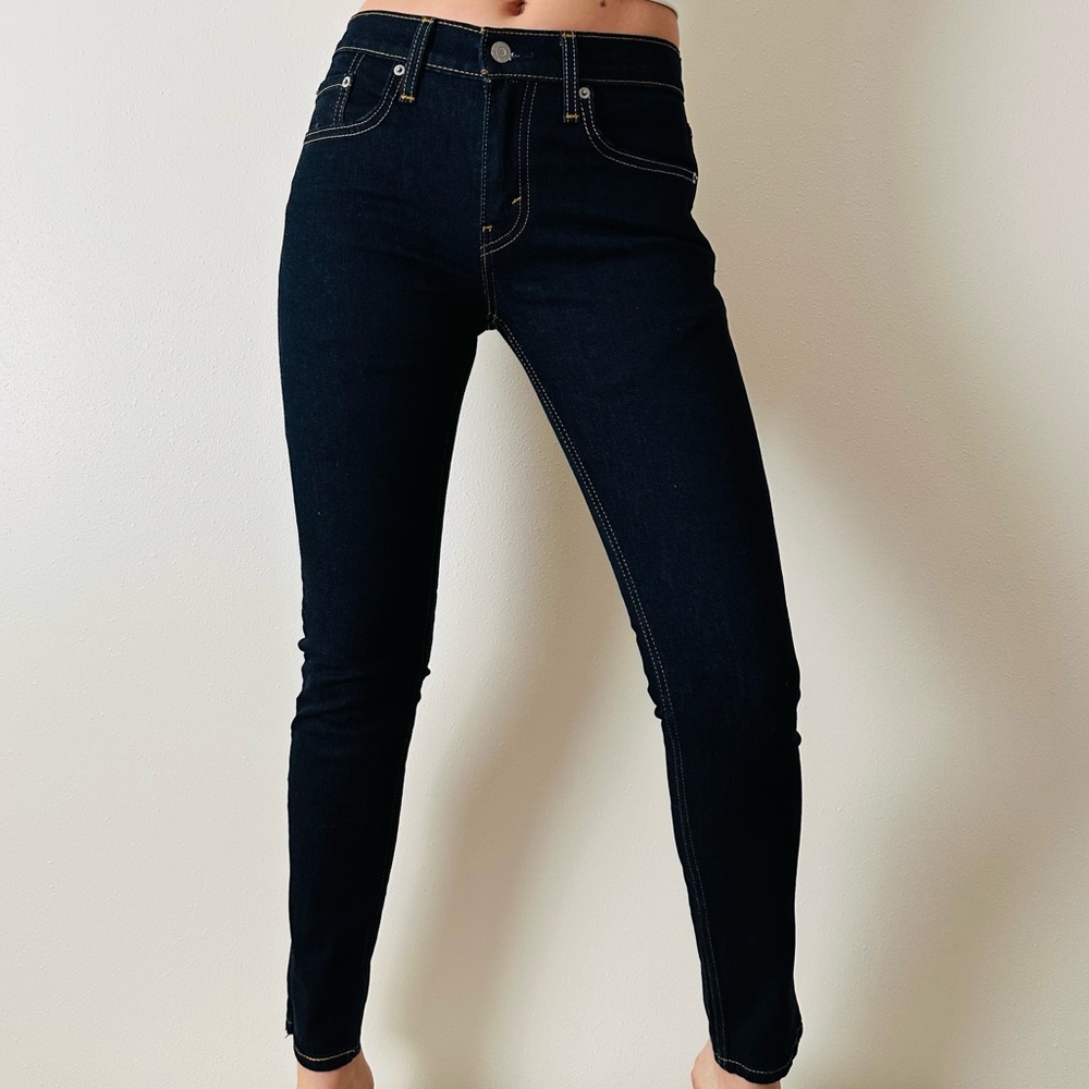 Vintage Levi’s 512 skinny dark blue 5 pocket stretchy women’s cotton denim jeans - Picture 5 of 7